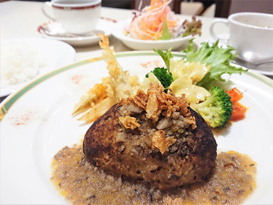 カフェコンディトライ レスト シカ 日替わりメニューのご紹介 カフェコンディトライ レスト シカ 日替わりメニューのご紹介