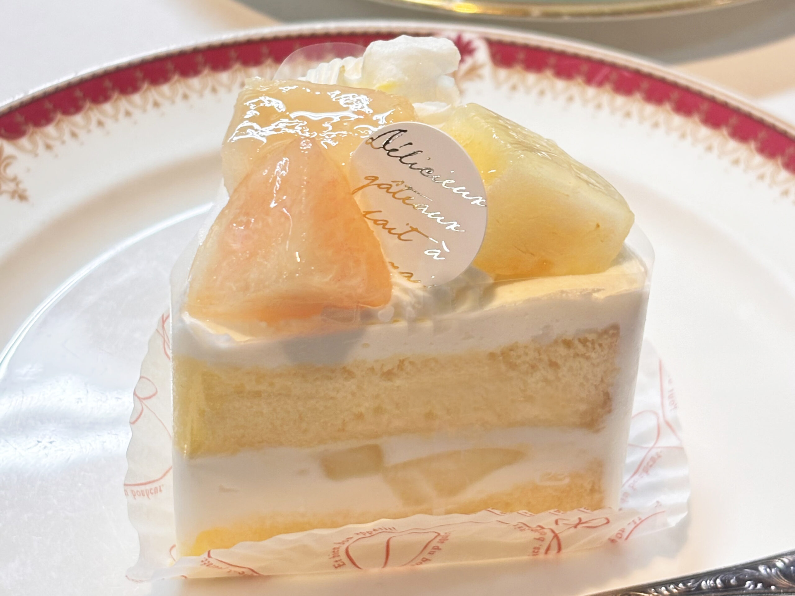 カフェコンディトライ＆レスト シカ｜自然と笑顔になるスイーツ